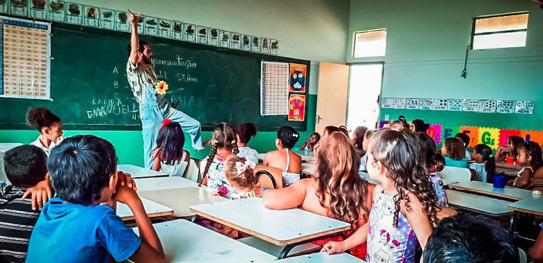 Alianças no Sertão:  semeando condições dignas para a vida no campo e em comunidade