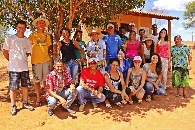 Braços dados entre Minas e Geraes: em união pela Agroecologia