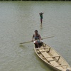 Vazanteiro em sua canoa